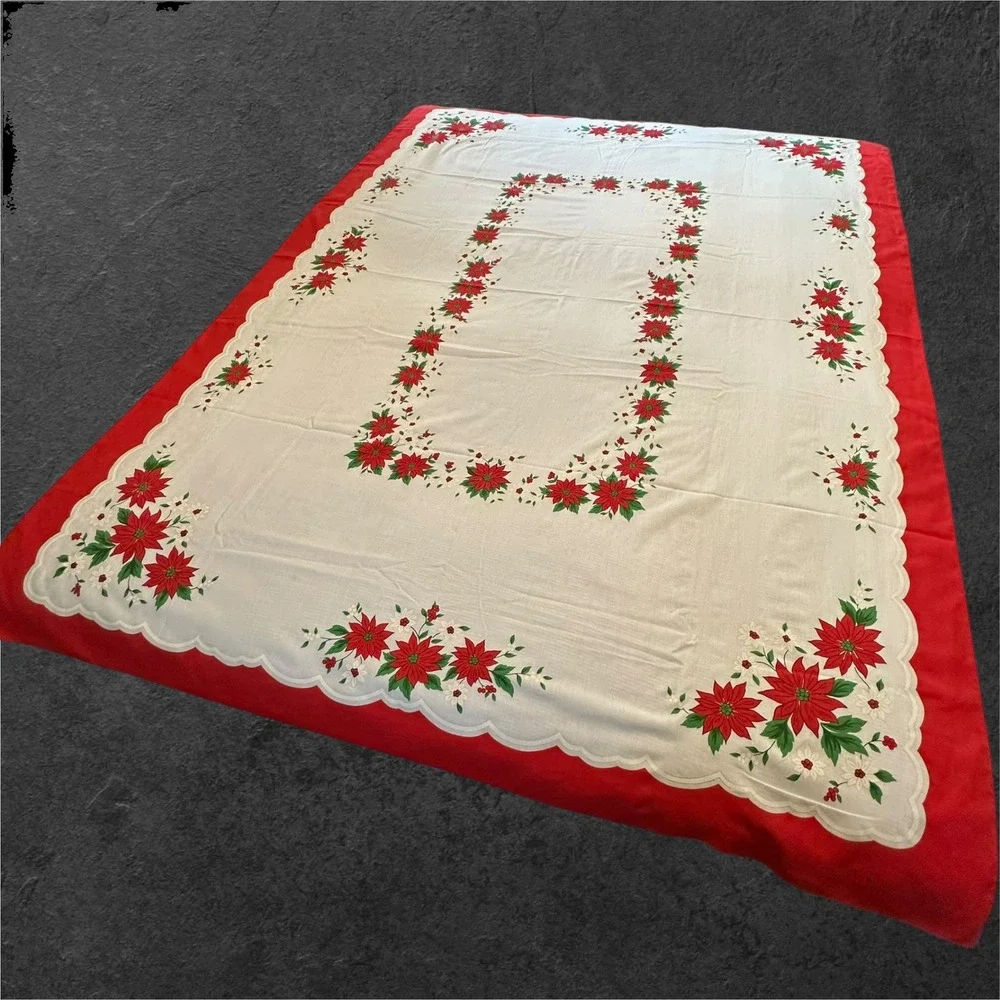 Vintage‎ Christmas Tablecloth 78x60 Red White Poinsettia Print Holiday Rectangle